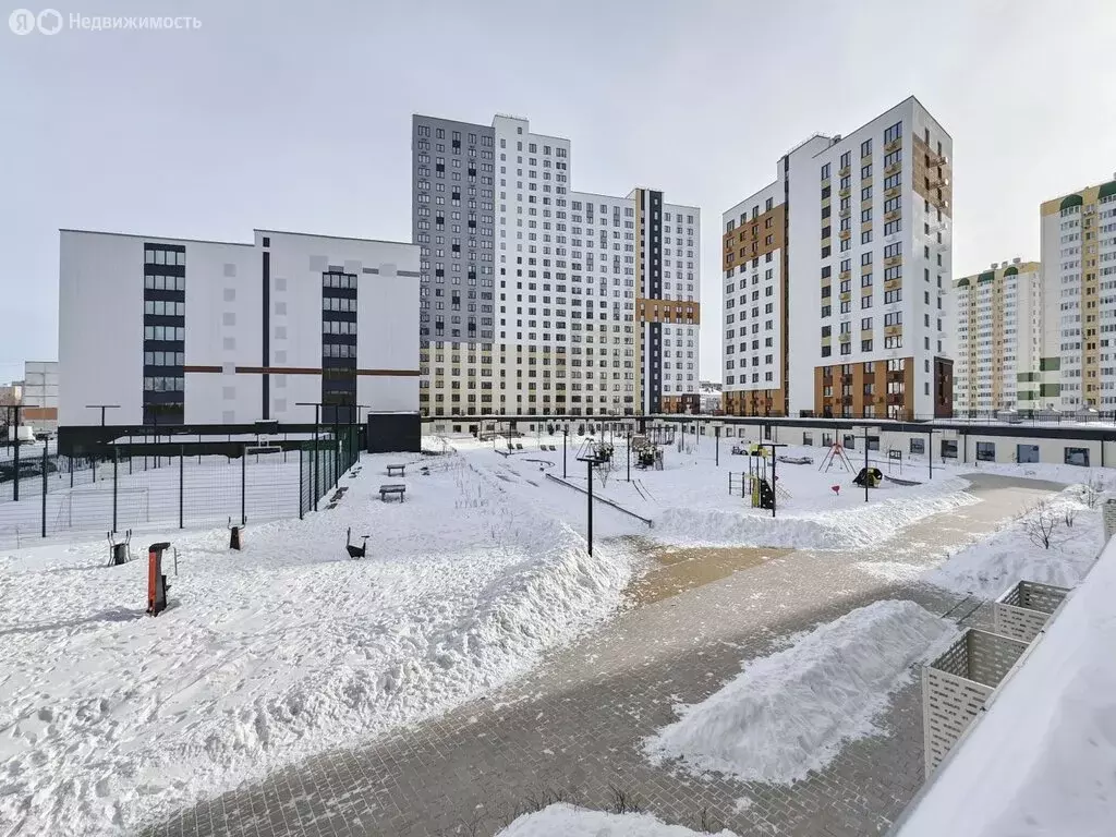 2-комнатная квартира: Тюмень, Лесопарковая улица, 1к1 (68.5 м) - Фото 1