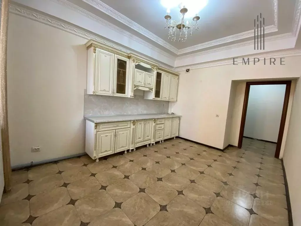 4-к кв. Чеченская республика, Грозный бул. Султана Дудаева, 20 (165.0 ... - Фото 0