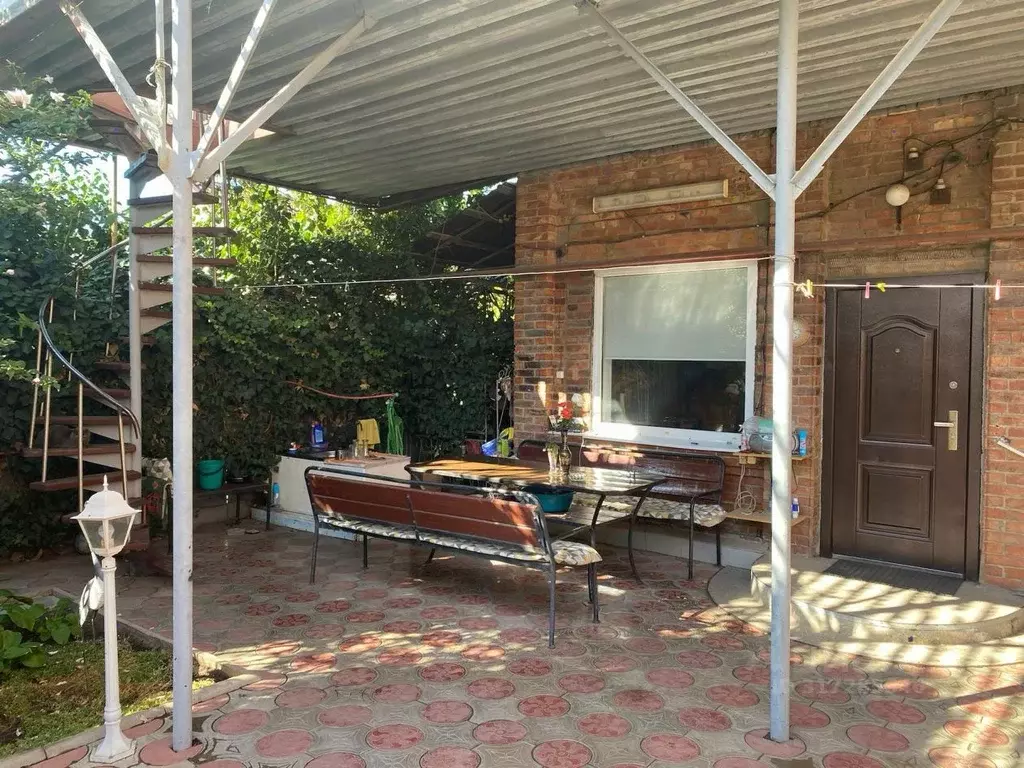 Дом в Краснодарский край, Ейск Харьковская ул. (158 м) - Фото 1