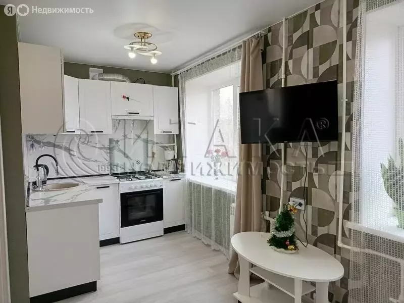 3-комнатная квартира: Приозерск, улица Ленина, 28 (59.8 м) - Фото 2