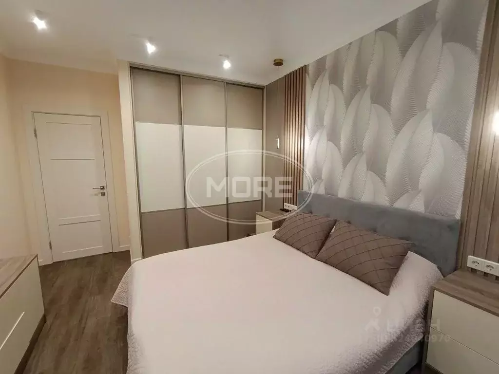 2-к кв. Калининградская область, Калининград ул. Кипарисовая, 4 (64.0 ... - Фото 1