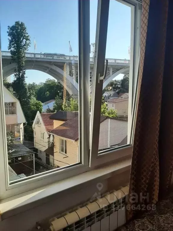 Комната Краснодарский край, Сочи Светлана мкр, ул. Джигитская, 6 - Фото 0