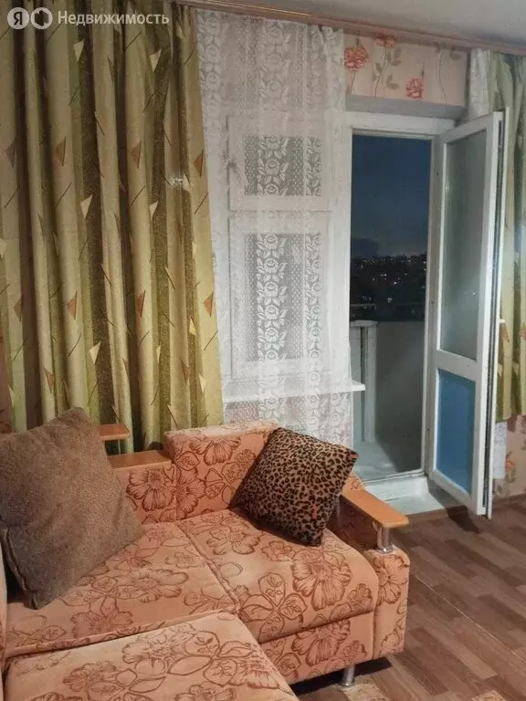 1-комнатная квартира: Омск, микрорайон Заозёрный, улица Бархатовой, 5 ... - Фото 2