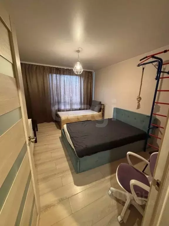 1-к кв. Тюменская область, Тюмень ул. Андрея Бушуева, 2 (44.6 м) - Фото 1