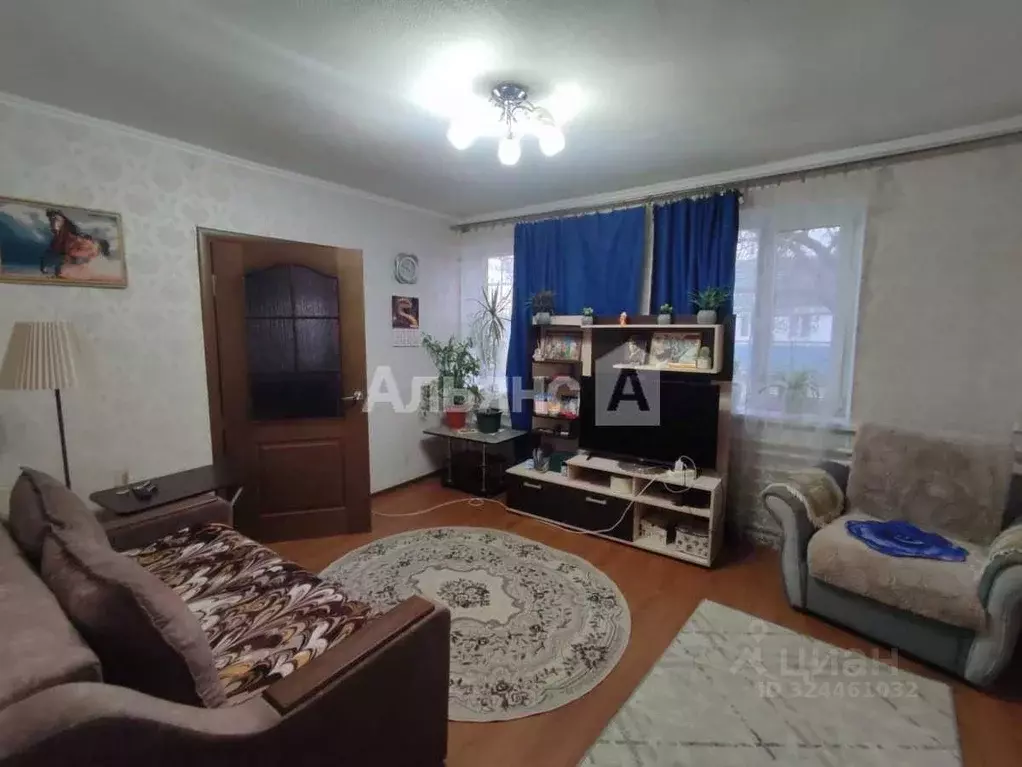 Дом в Краснодарский край, Тимашевский район, Поселковое с/пос, пос. ... - Фото 1