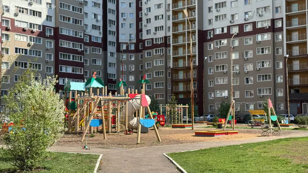 1-комнатная квартира: Оренбург, улица Фронтовиков, 8/1 (41.42 м) - Фото 1