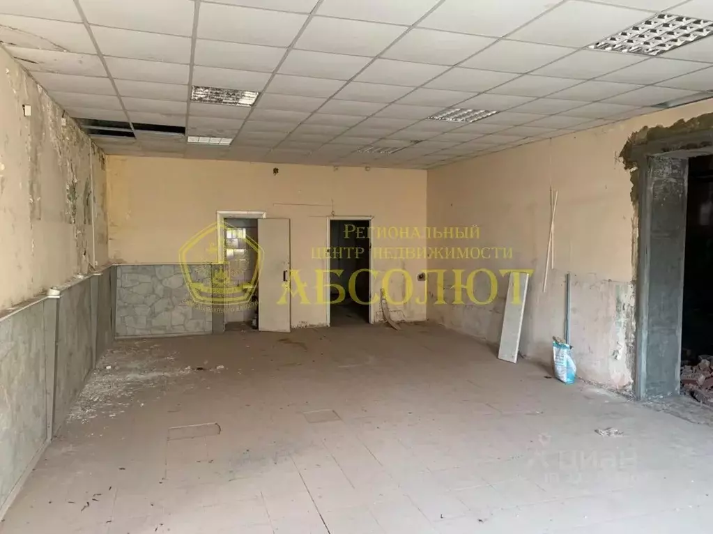 Помещение свободного назначения в Свердловская область, Ревда ул. ... - Фото 1