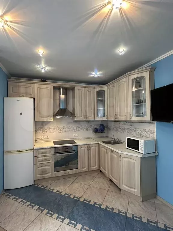 1-к. квартира, 40 м, 14/16 эт. - Фото 0