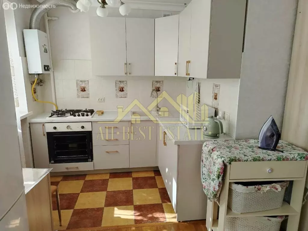 2-комнатная квартира: Владикавказ, улица Ватутина, 62 (53 м) - Фото 1
