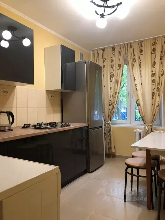 3-к кв. Москва ул. Металлургов, 48К5 (57.0 м) - Фото 0