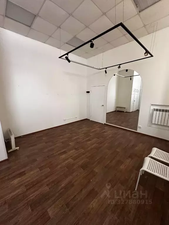 Офис в Татарстан, Казань ул. Япеева, 13 (30 м) - Фото 1