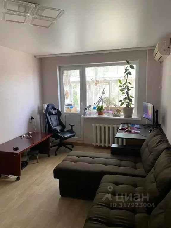 2-к кв. Волгоградская область, Волгоград ул. Быстрова, 90 (47.8 м) - Фото 0