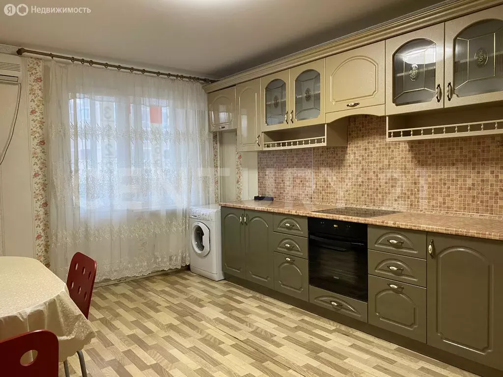 2-комнатная квартира: Краснодар, микрорайон Юбилейный, проспект ... - Фото 0