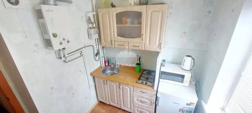1-к кв. Крым, Керчь ул. Горького, 19 (32.4 м) - Фото 1