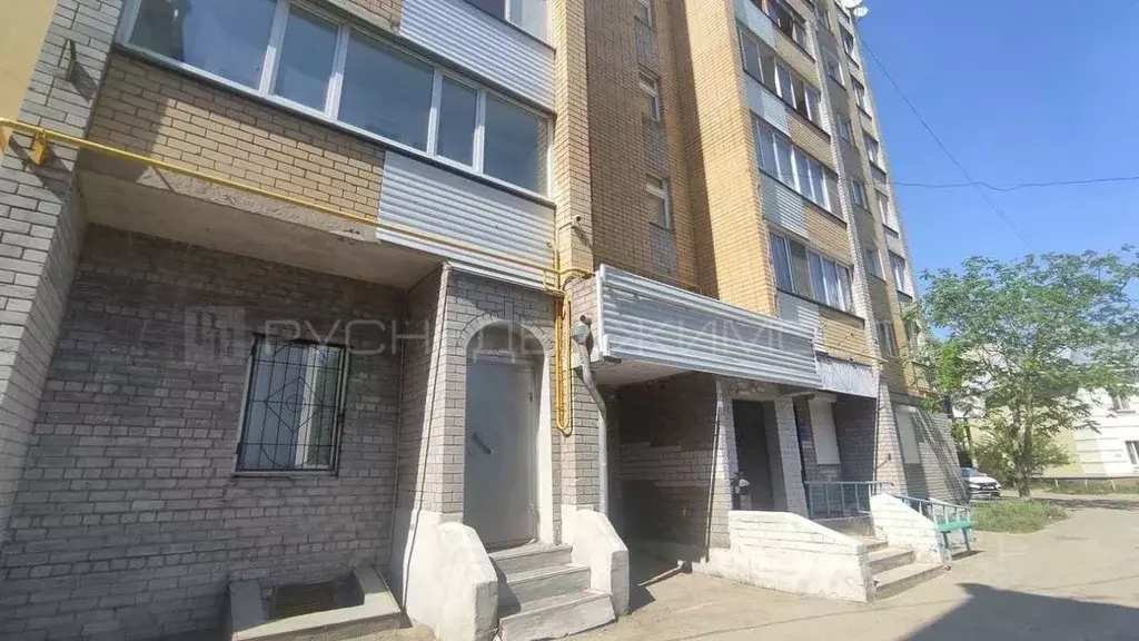 Помещение свободного назначения в Кировская область, Киров Октябрьский ... - Фото 1