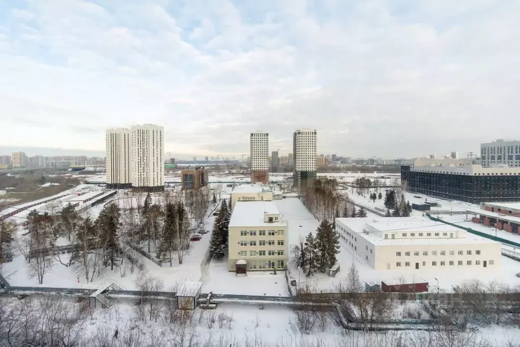 3-к кв. Тюменская область, Тюмень ул. Максима Горького, 10к1 (60.0 м) - Фото 0