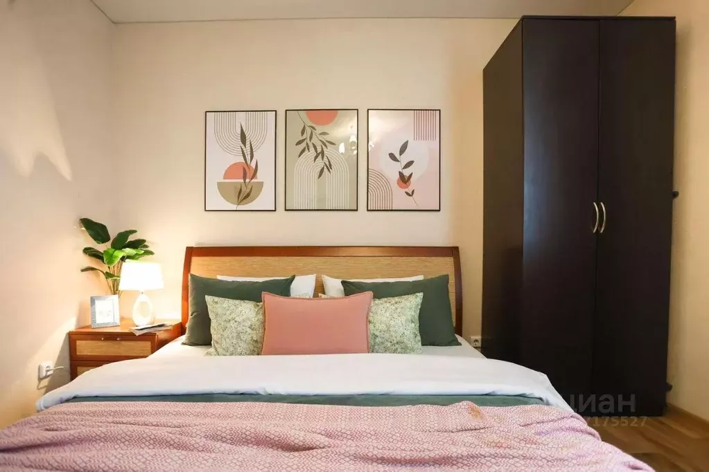 1-к кв. Ханты-Мансийский АО, Нижневартовск ул. Ленина, 48 (64.0 м) - Фото 1