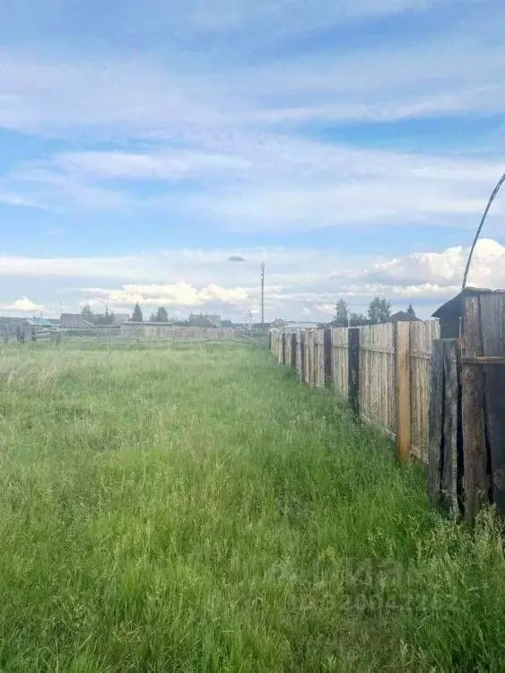 Участок в Иркутская область, Иркутский муниципальный округ, с. ... - Фото 1