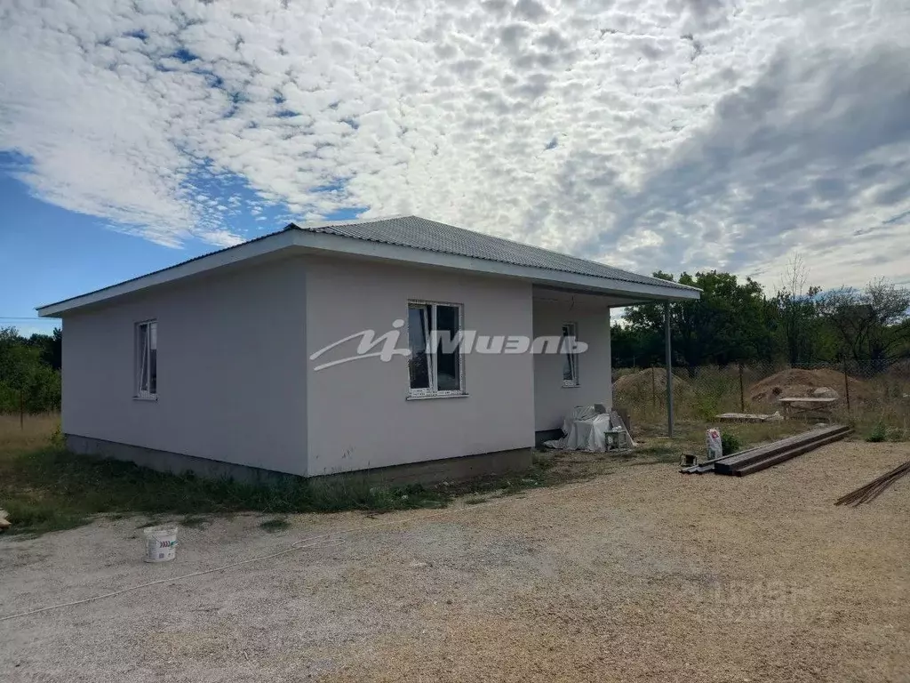 Дом в Крым, Симферополь Медик СОТ,  (100 м) - Фото 1