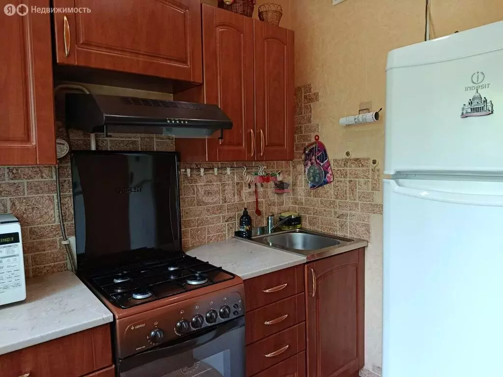 2-комнатная квартира: Остров, переулок Освобождения, 6 (48.7 м) - Фото 1