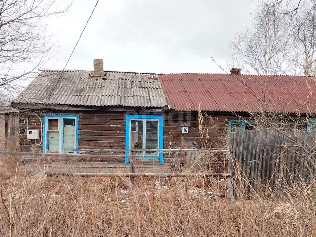 Дом в Хабаровский край, Комсомольский район, с. Хурба ул. Лазо, 19 (38 ... - Фото 0