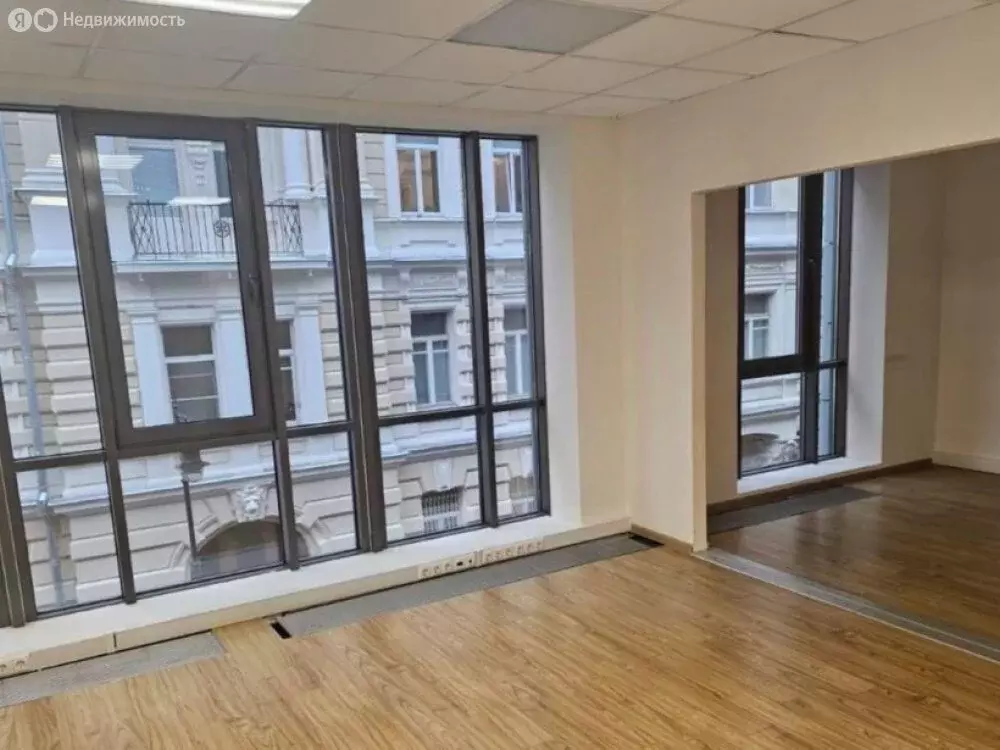 Офис (338 м) - Фото 0