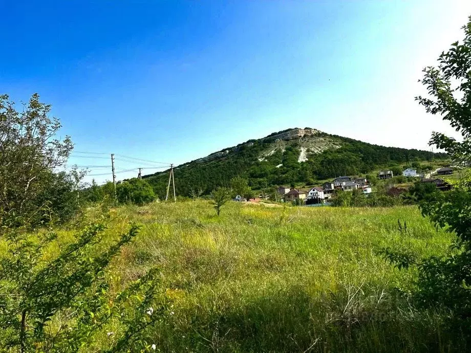 Участок в Крым, Симферопольский район, Перовское с/пос, Надежда ... - Фото 1