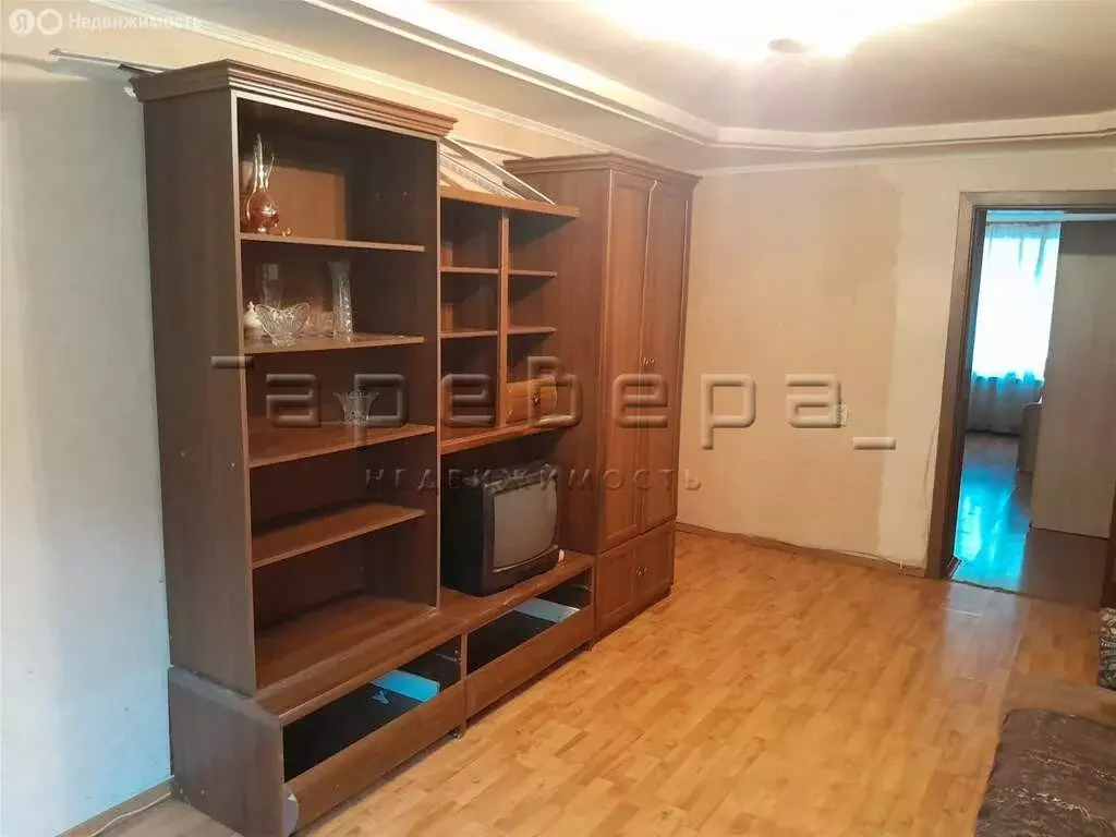 2-комнатная квартира: Красноярск, улица Куйбышева, 95 (45 м) - Фото 1