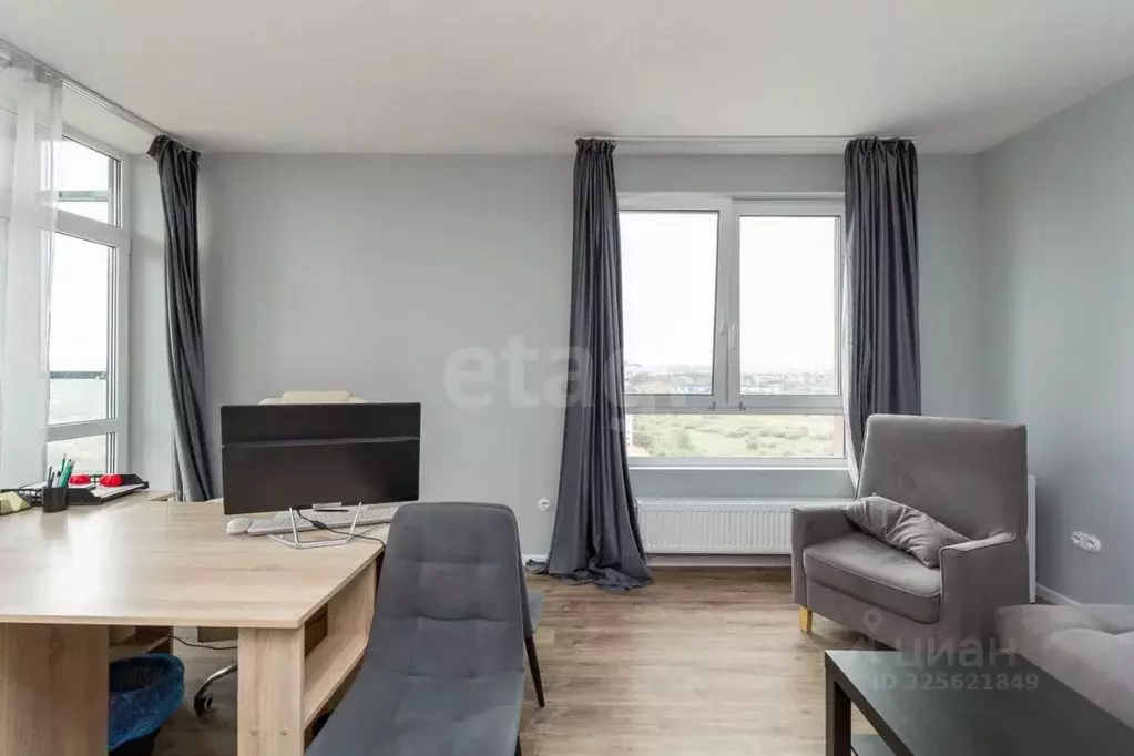 Офис в Тюменская область, Тюмень ул. Виктора Тимофеева, 9 (75 м) - Фото 1