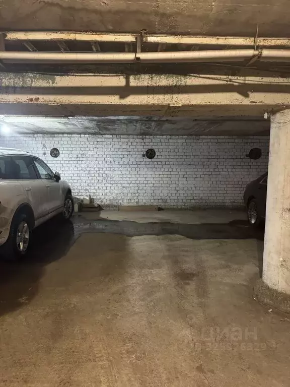 Гараж в Нижегородская область, Нижний Новгород ул. Минина, 41 (17 м) - Фото 1