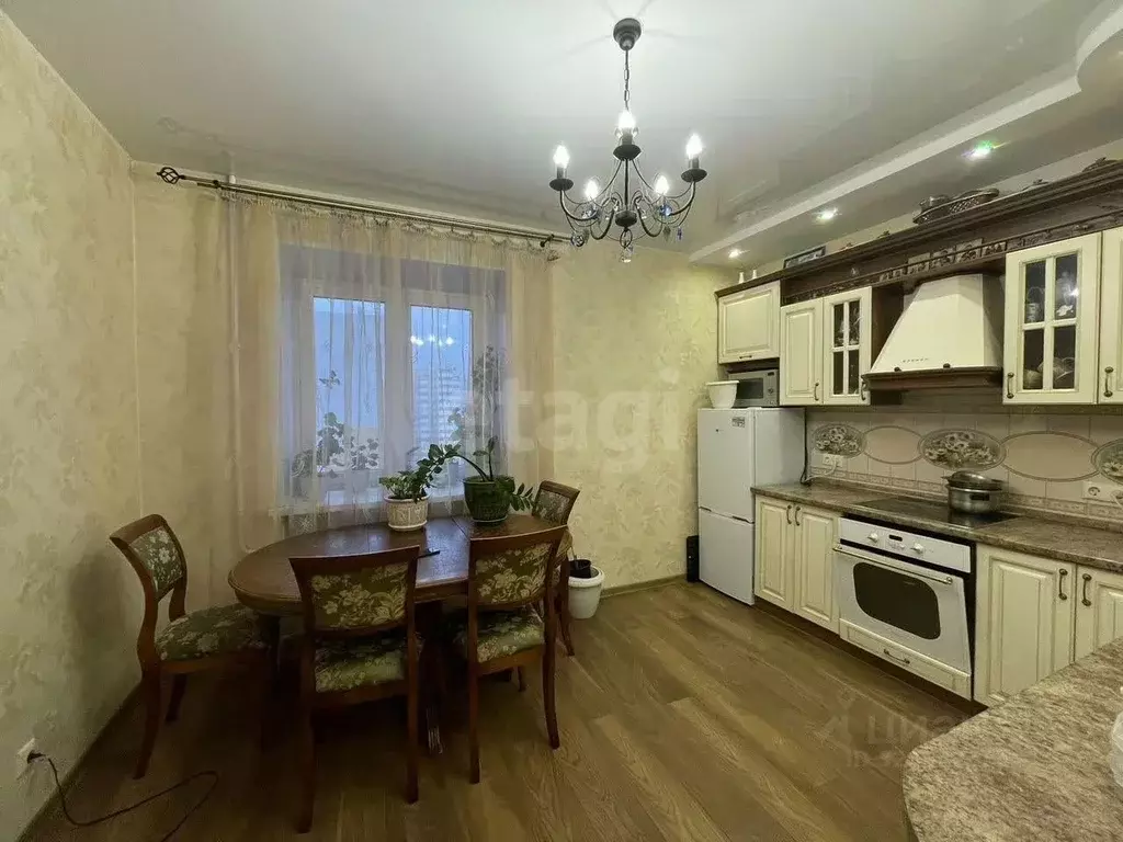 1-к кв. Тюменская область, Тюмень ул. Николая Семенова, 23 (45.0 м) - Фото 2