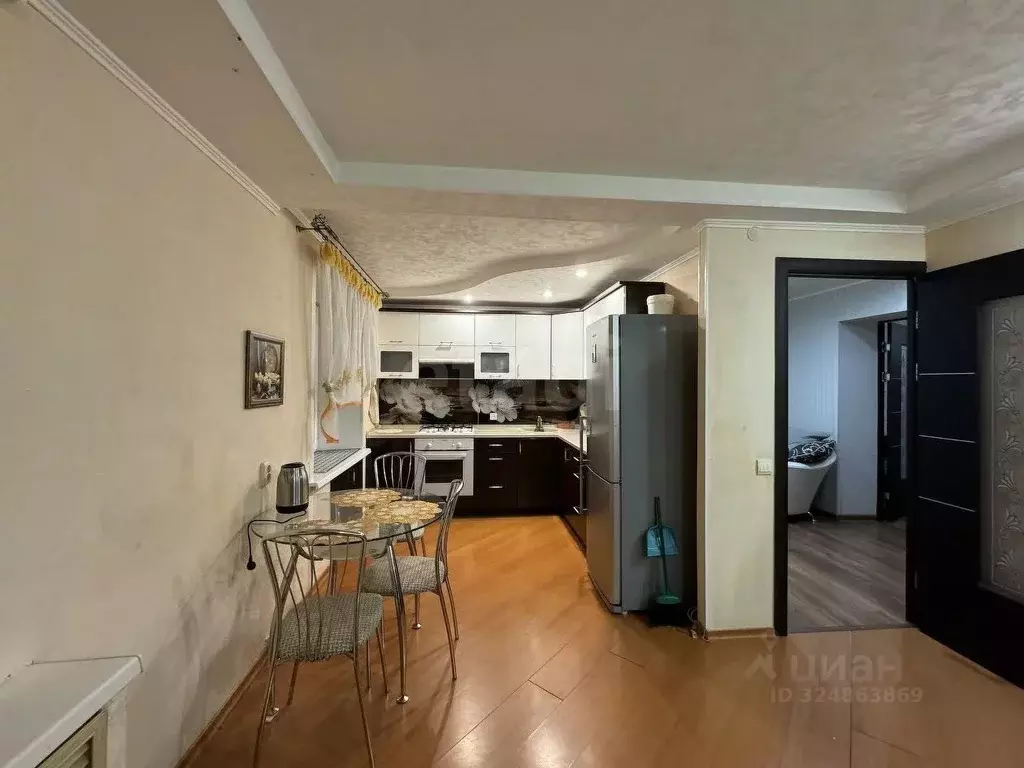 3-к кв. Коми, Сыктывкар ул. Славы, 29 (59.2 м) - Фото 2