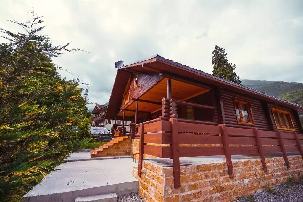 Дом в Краснодарский край, Сочи городской округ, Красная Поляна пгт ул. ... - Фото 1