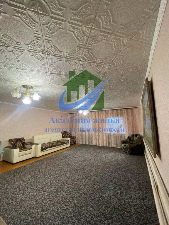 Дом в Оренбургская область, Орск пос. Первомайский, ул. Майская, 30 ... - Фото 1