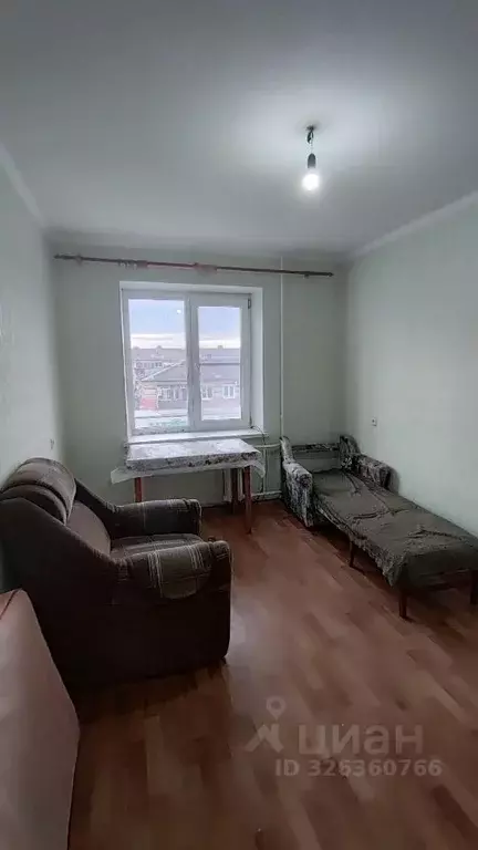 Комната Адыгея, Тахтамукайский район, Энем пгт ул. Седина, 57 (12.0 м) - Фото 1