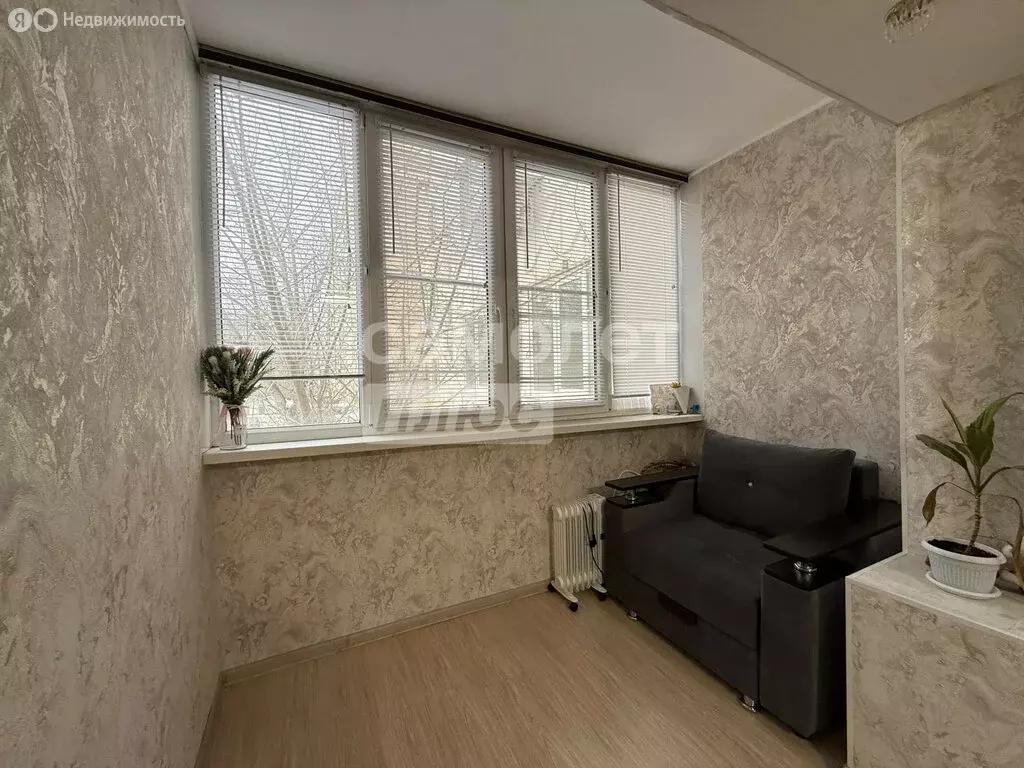 1-комнатная квартира: Астрахань, Энергетическая улица, 9 (47.3 м) - Фото 1