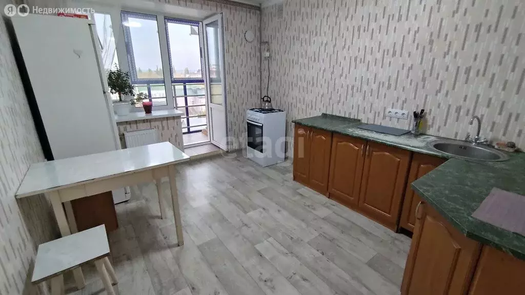 1-комнатная квартира: Стерлитамак, улица 7 Ноября, 101 (37.6 м) - Фото 2