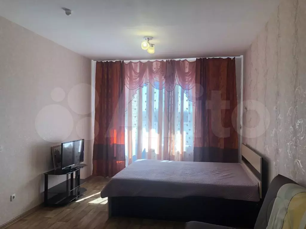 1-к. квартира, 40 м, 1/5 эт. - Фото 1