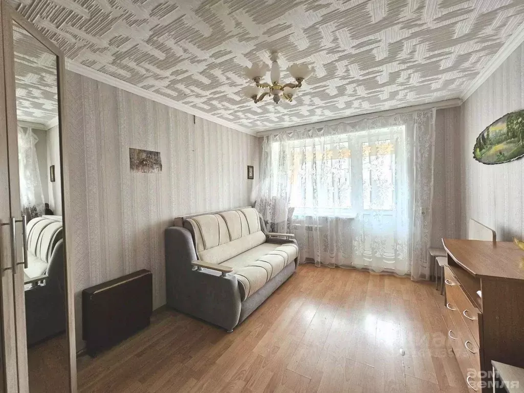 6-к кв. Ленинградская область, Отрадное Кировский район, ул. Зарубина, ... - Фото 0