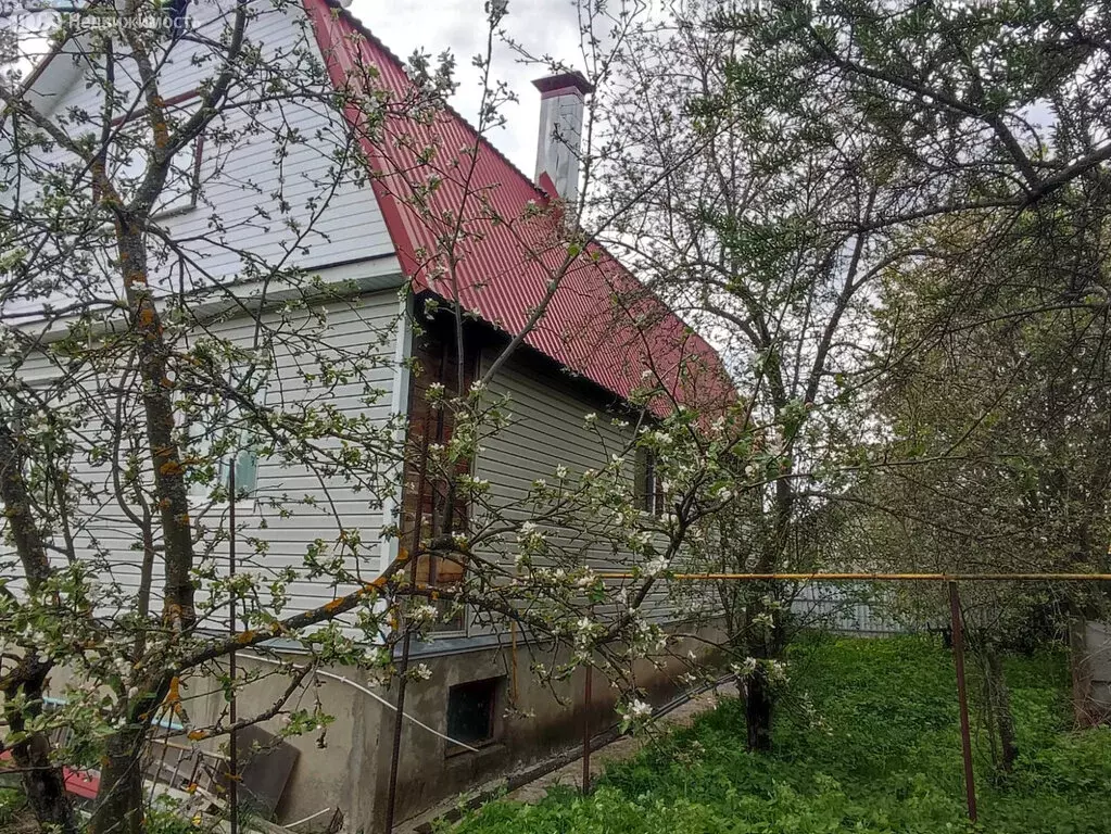 Дом в Кольчугино, улица Чухновского (248 м) - Фото 1