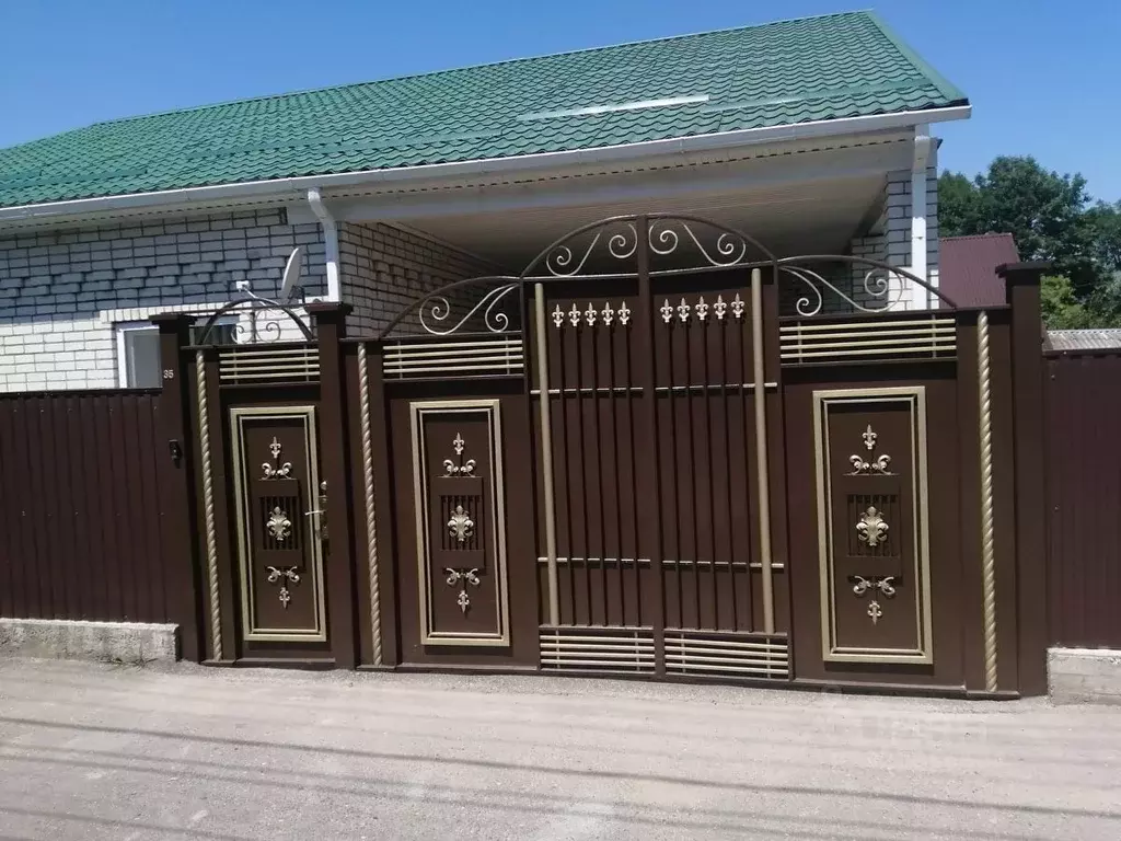 Дом в Ставропольский край, Кисловодск ул. Энгельса, 35 (169 м) - Фото 2