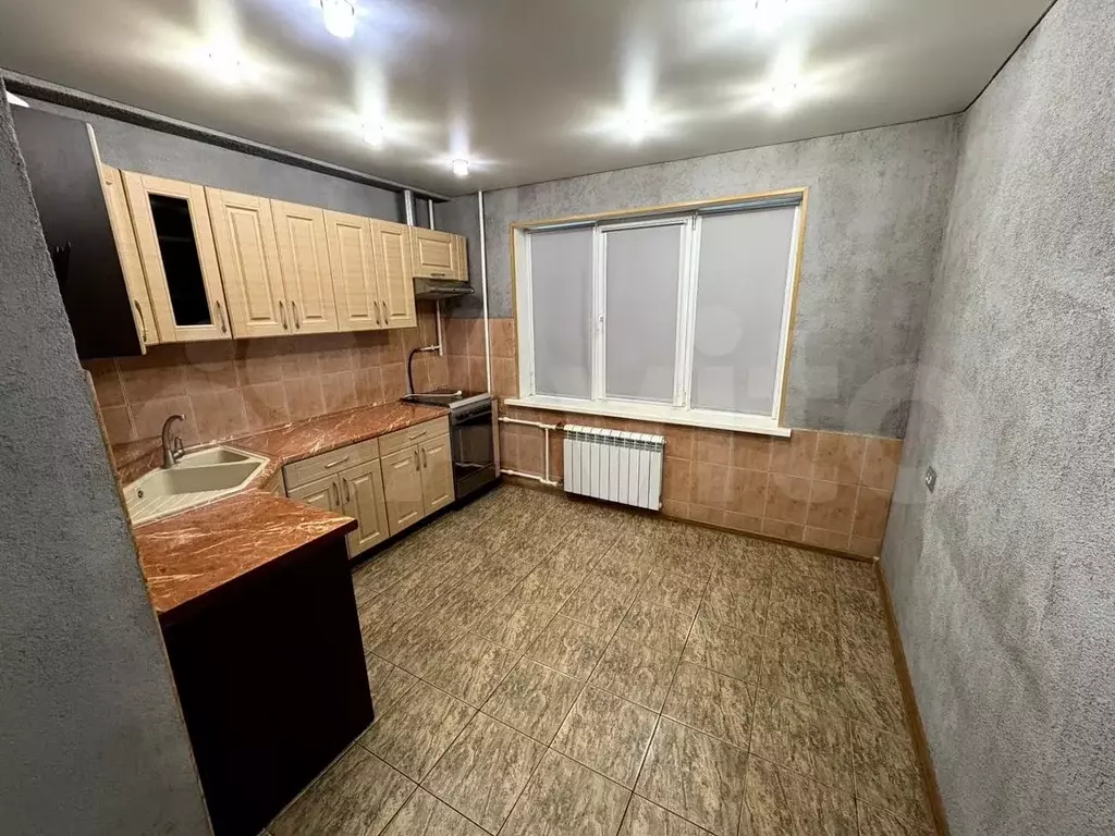 1-к. квартира, 40 м, 1/9 эт. - Фото 1
