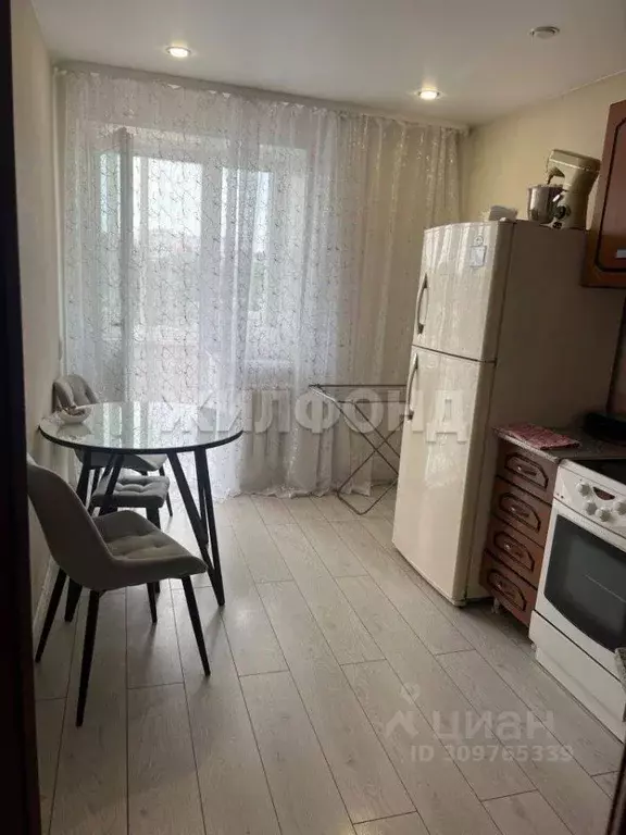 1-к кв. Томская область, Томск ул. Розы Люксембург, 101 (40.0 м) - Фото 0