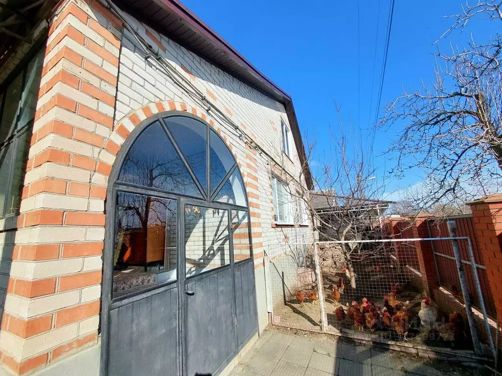 Дом в Краснодарский край, Северская ст-ца ул. Ильская, 33 (100 м) - Фото 1