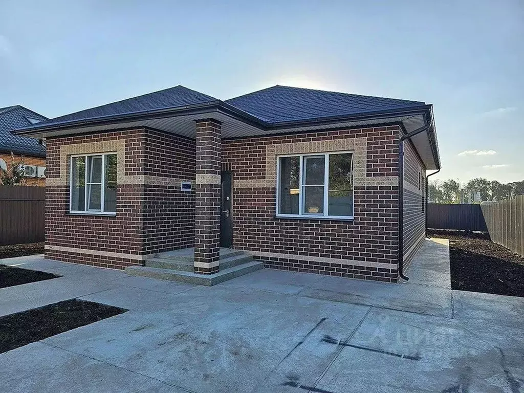 Дом в Ростовская область, Батайск Октябрьская ул. (109 м) - Фото 1