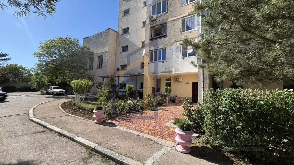 2-к кв. Крым, Евпатория городской округ, Заозерное пгт ул. Аллея ... - Фото 2