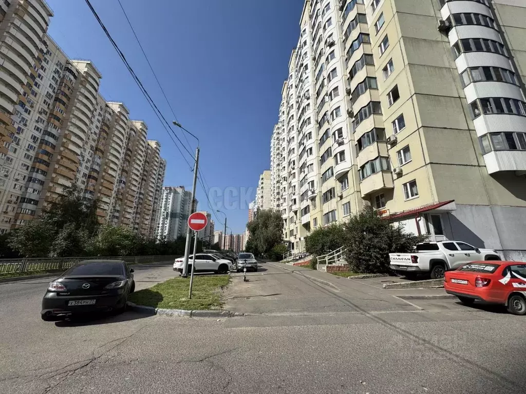 Помещение свободного назначения в Московская область, Красногорск бул. ... - Фото 1