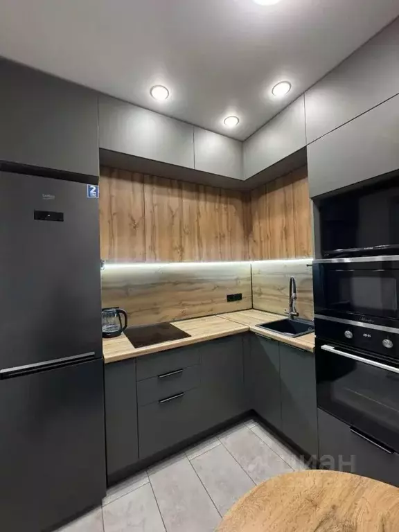 2-к кв. Адыгея, Тахтамукайский район, Яблоновский пгт ул. Тургеневское ... - Фото 1