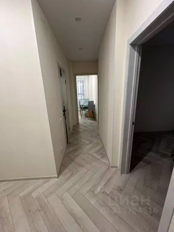 2-к кв. Татарстан, Казань ул. Александра Курынова, 5к2 (53.0 м) - Фото 1