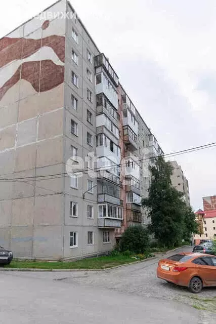 3-комнатная квартира: Златоуст, улица имени М.С. Урицкого, 34 (65.8 м) - Фото 1